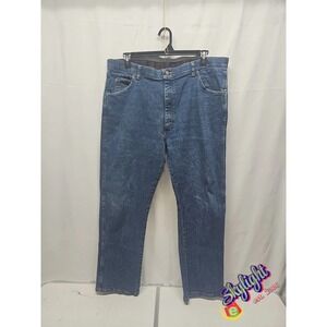 Wrangler Men's Blue Straight Leg Regular Fit Denim Jeans Size 40 Reg